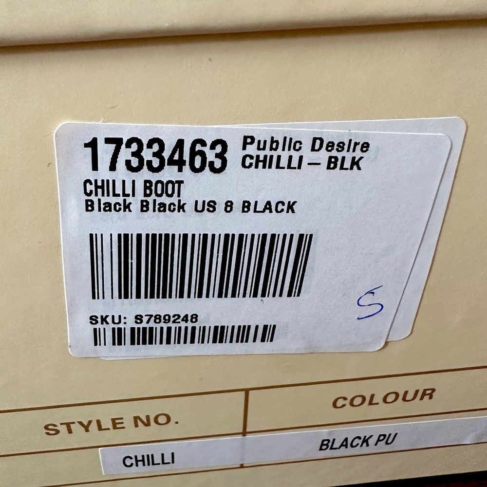 Dolls Kill Public Desire Chili Platform Ankle Boots Sz. 8 NWT - Picture 8 of 9